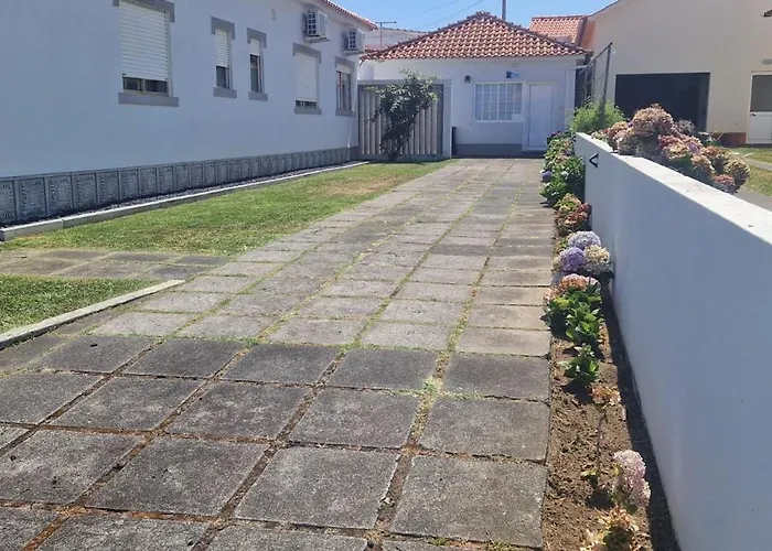 Casa Das Palmeiras - Res. Of Elizabete And Fatima